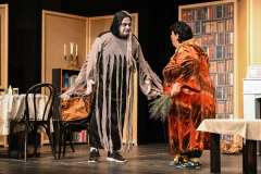 Ein  Geist kommt selten allein