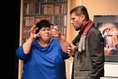 Ein  Geist kommt selten allein