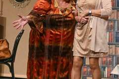 Ein  Geist kommt selten allein